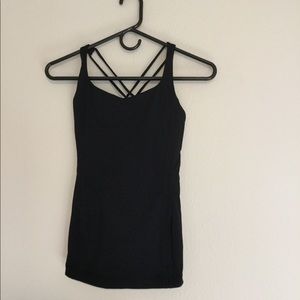 Lululemon black tank
